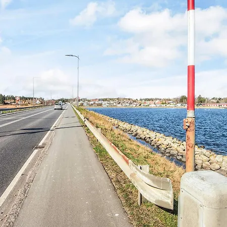 6 Person In * Hojslev